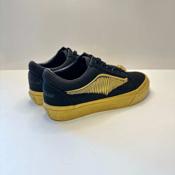 Limited edition Vans x Harry Potter “Golden Snitch” Sneakers – Size US Women’s 6 - Picture 10 of 10